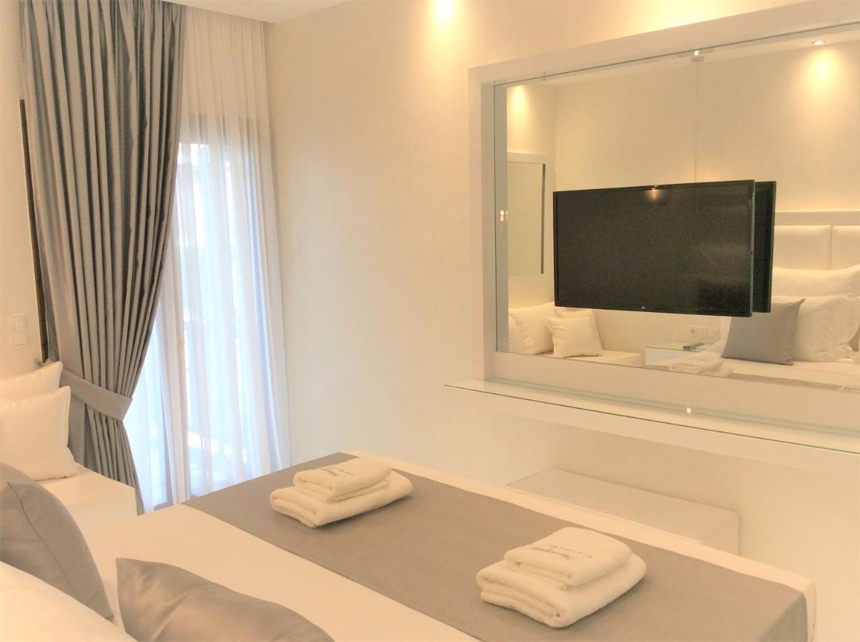 Amaryllis Luxury Rooms Platamonas Exterior photo