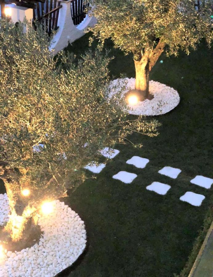 Amaryllis Luxury Rooms Platamonas Exterior photo