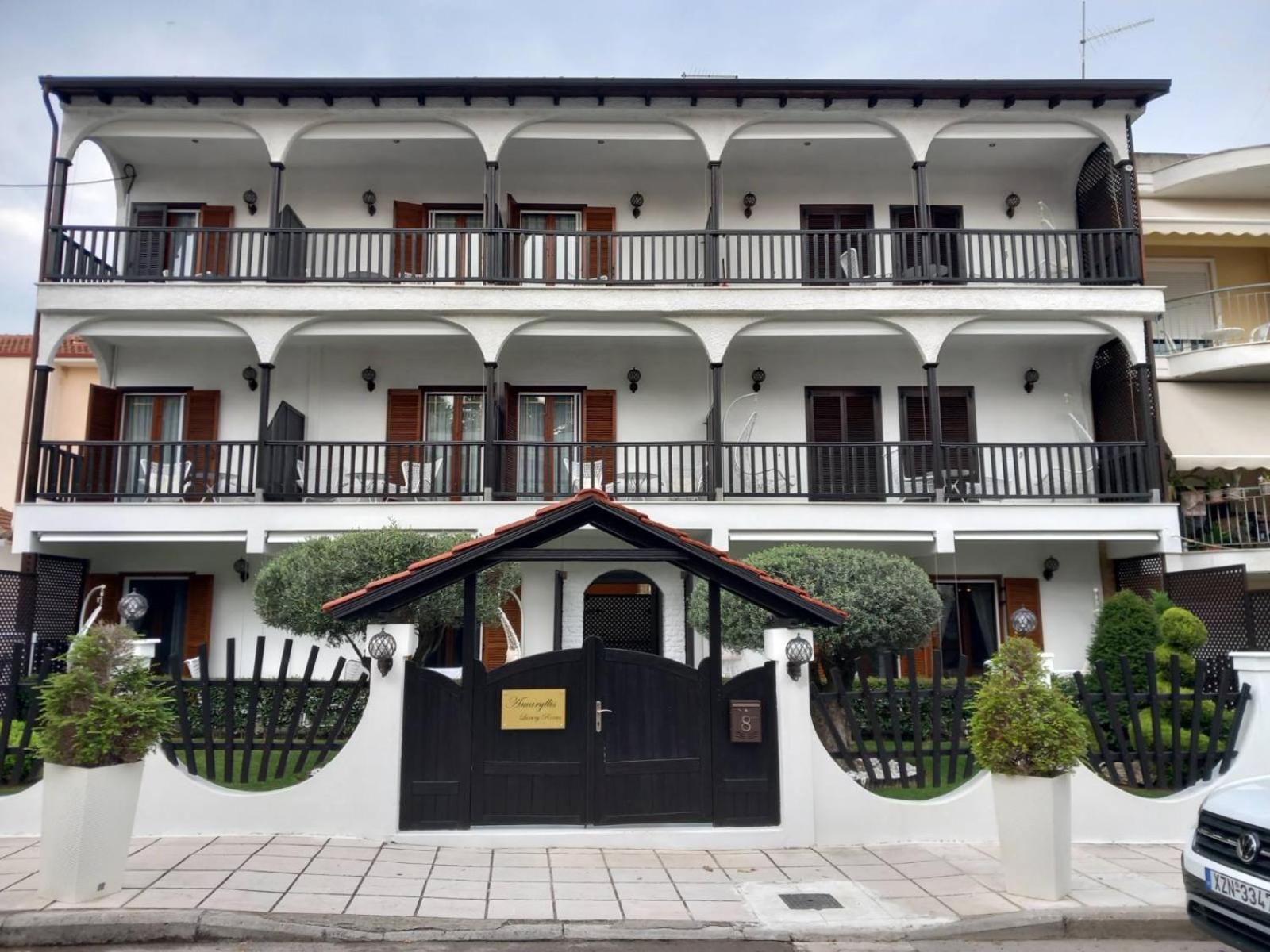 Amaryllis Luxury Rooms Platamonas Exterior photo